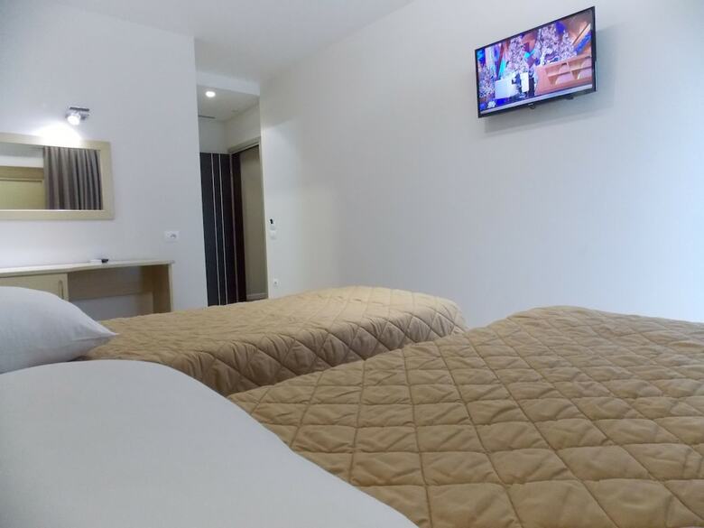 Hotel New Heaven