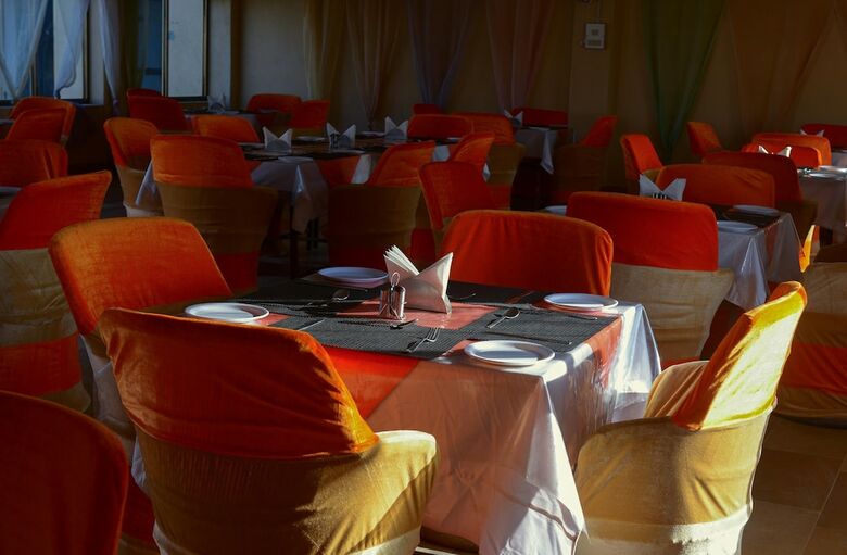 Camp E Khas