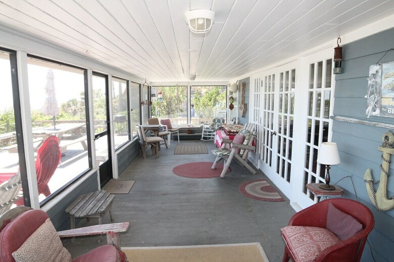 Crescent Cottage