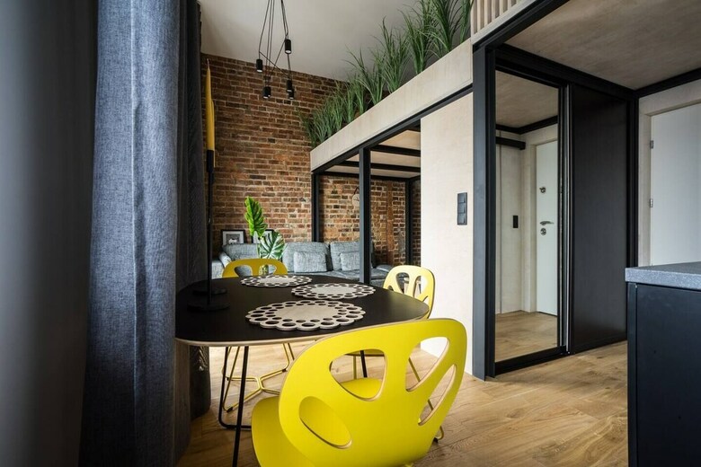 Srodmiescie Loft Apartment