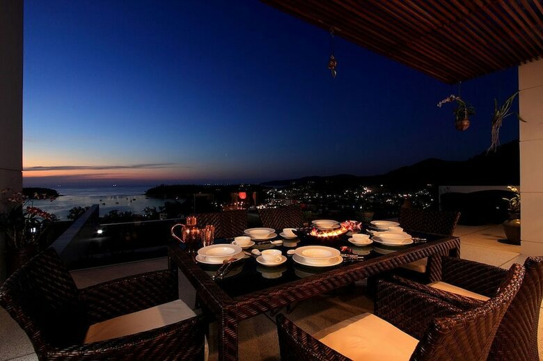 The Heights Stunning View B15