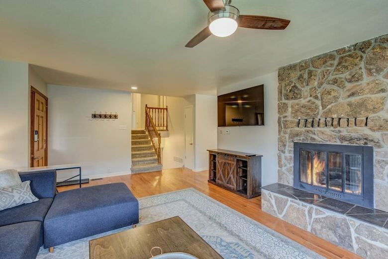 4br Mountain Getaway Pikes Peak, Dog-friendly!
