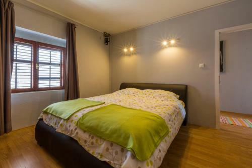Apartamentos House Casa Royal