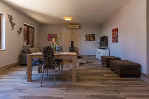 Apartamentos House Casa Royal
