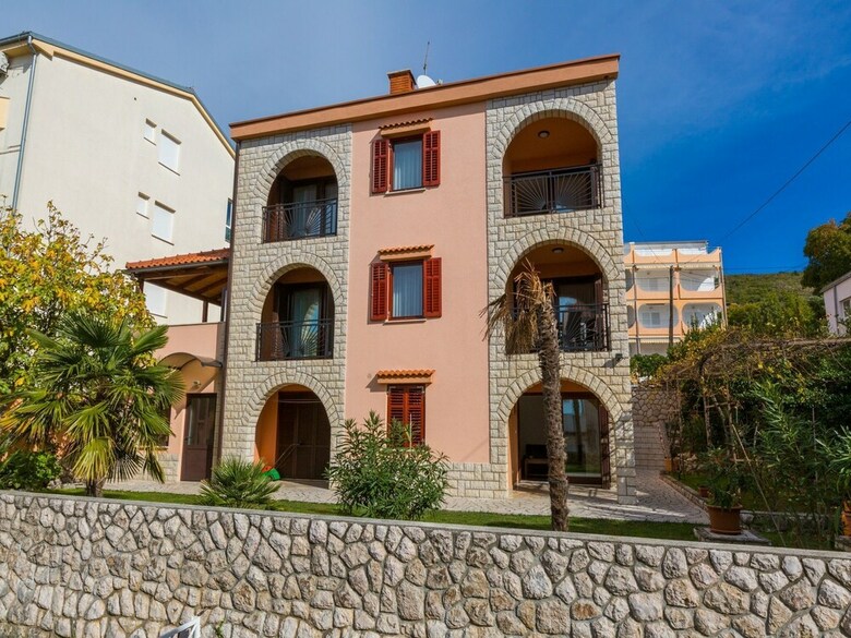 Apartments Mara