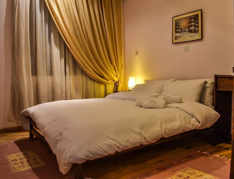 Hotel Dio Studios