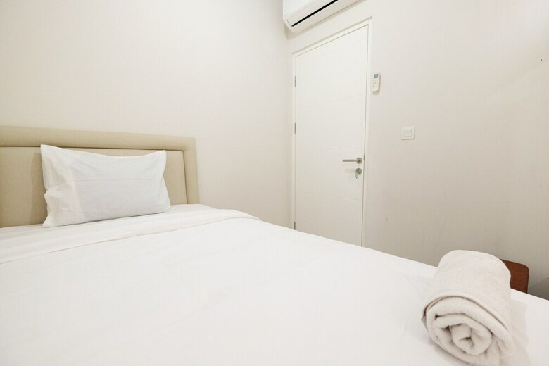 Homey 2br Springlake Summarecon Bekasi Apartment