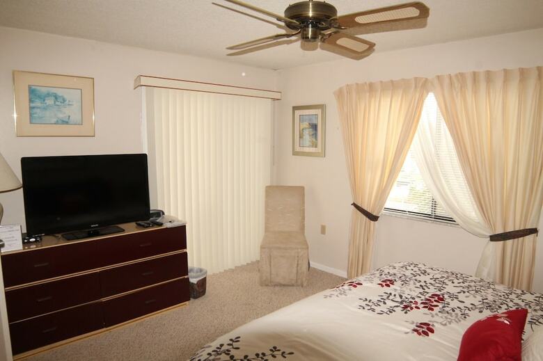 Ocean Village Club K35
