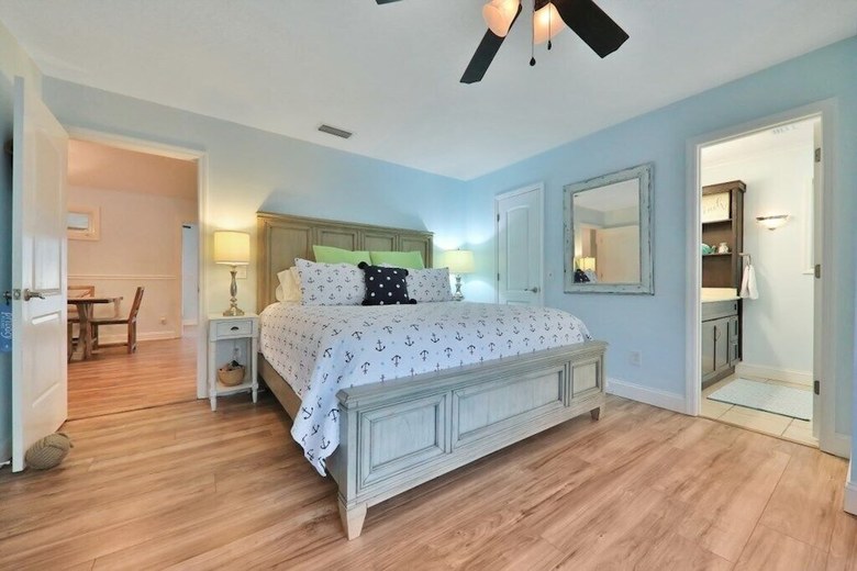Hostal Island Retreat