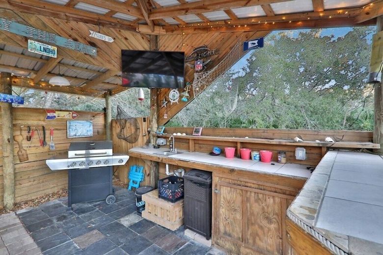 Hostal Island Retreat