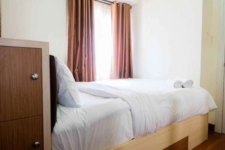 Nice 2br Green Pramuka Apartment