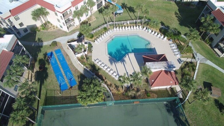 Ocean Village Club Q34