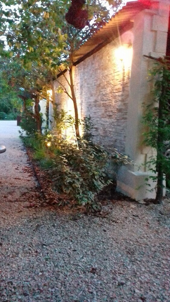Hotel La Bastide Du Pont Du Gard