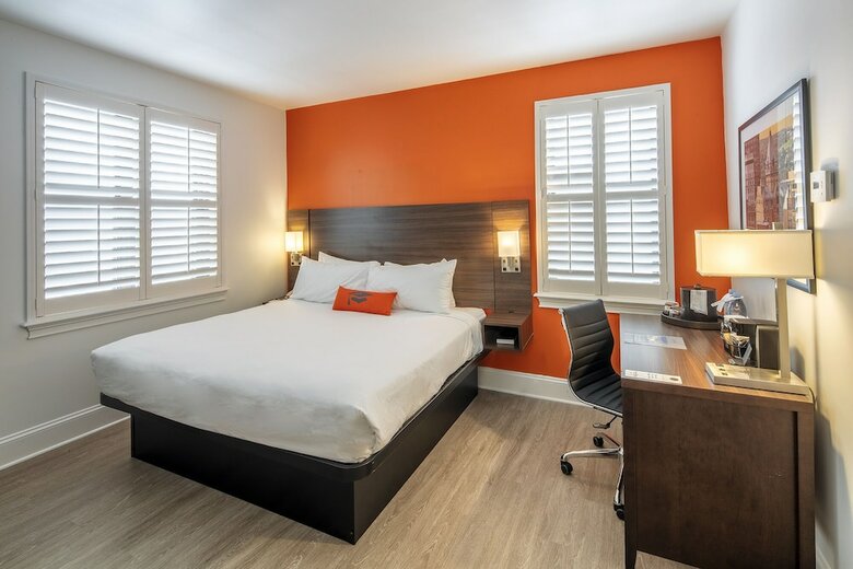 Scholar Hotel Syracuse