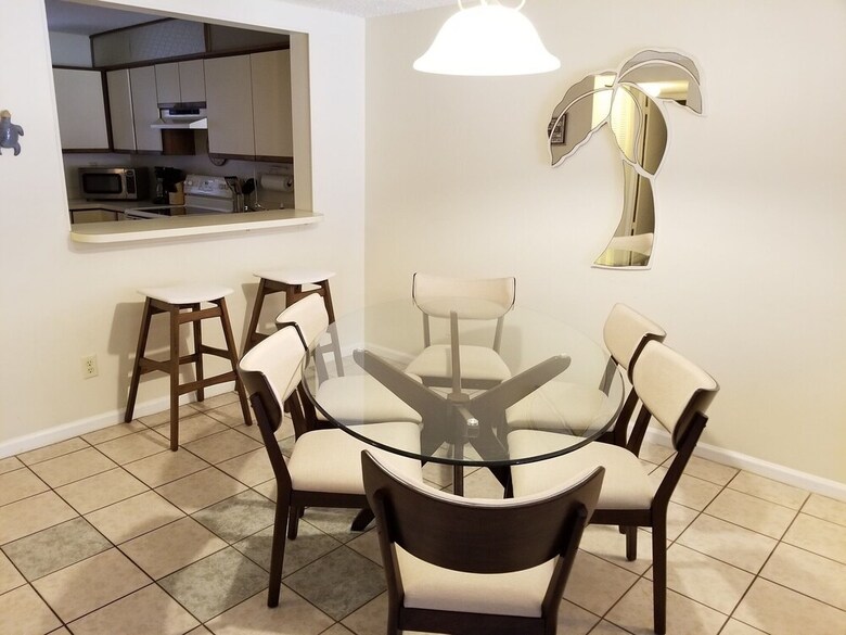 Sea Place 12122