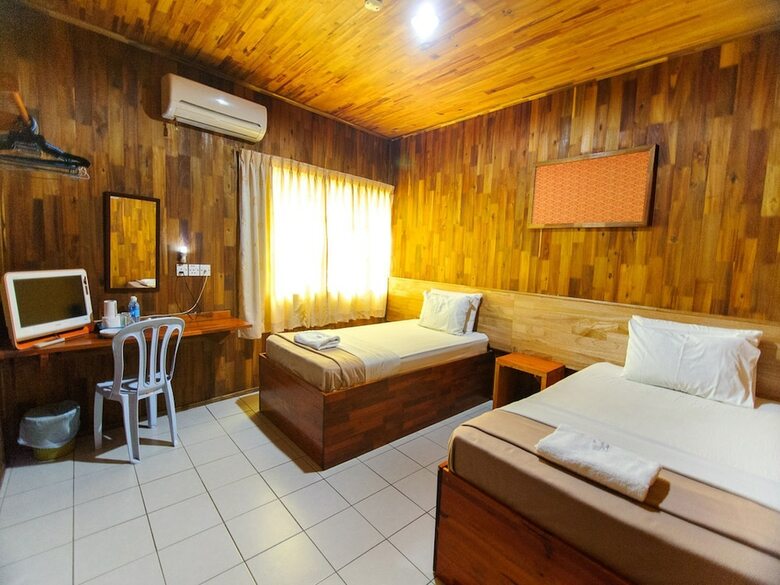 Y&z Budget Hotel