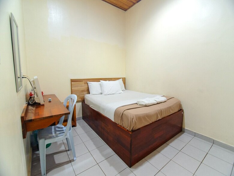Y&z Budget Hotel