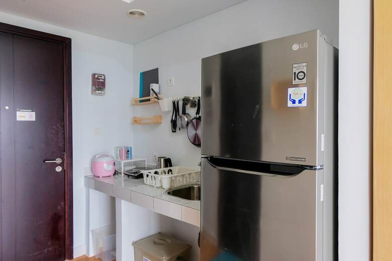 Homey Studio Room At Casa de Parco Apartment