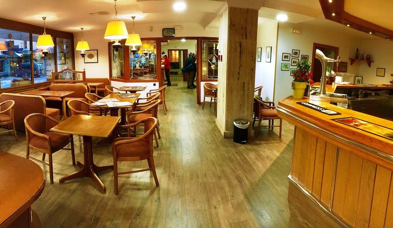 Hotel Petit Lacreu