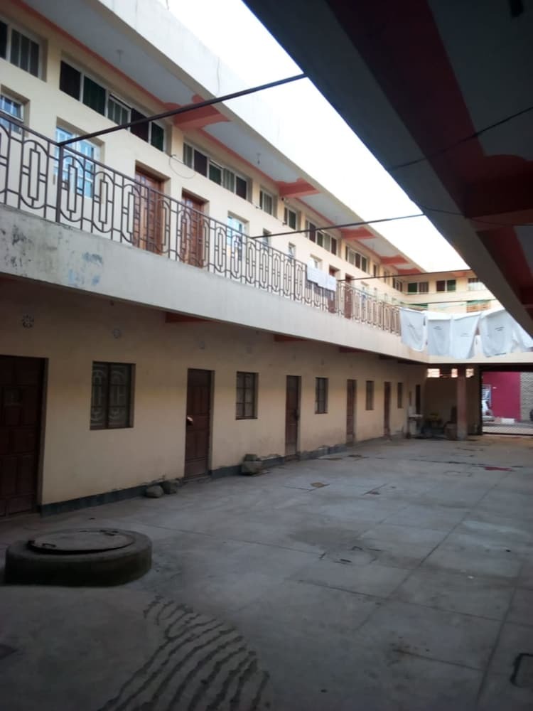 Hotel Petda Guest House
