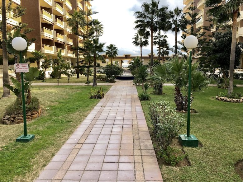 Rentcostadelsol Apartamento Fuengirola - Do�a Sof�a 5b