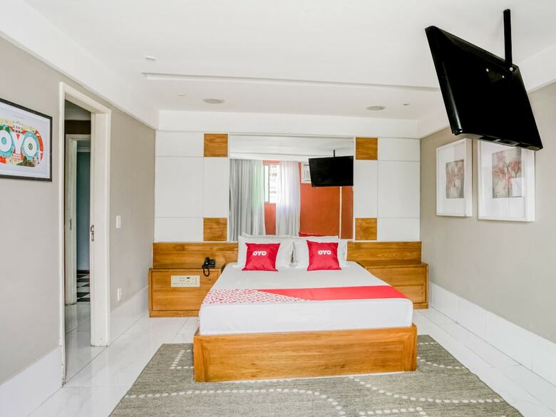 Oyo Hotel Nob's