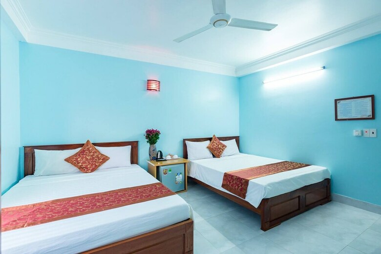 Phoenix Flower Hotel
