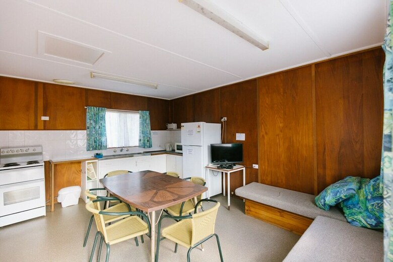 Wonboyn Cabins & Caravan Park