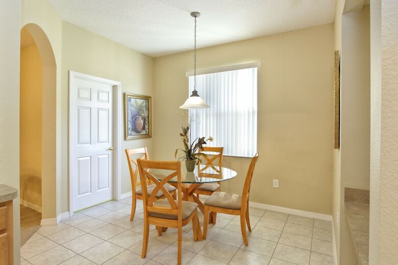 Villa Modest & Comfortable Gated Home W/ Pool