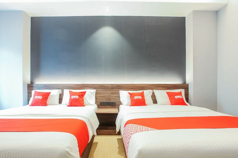 Oyo 89443 Lumut Hotel