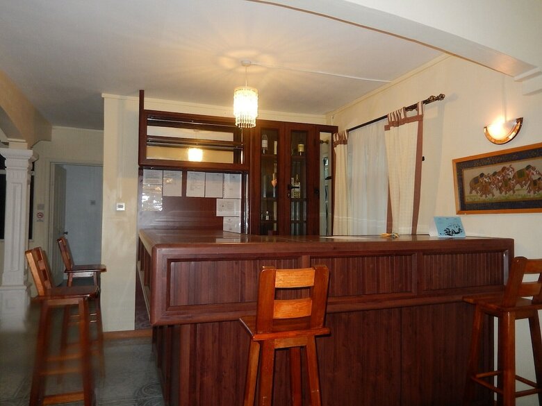 Hotel La Mirage Residence Guest House