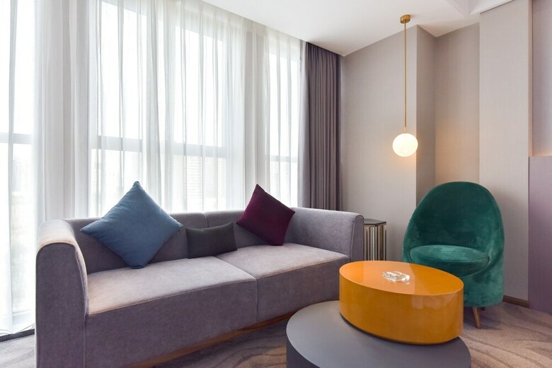 Zenith International Hotel