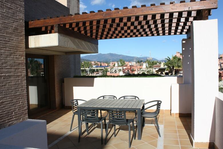 Apartamentos Penthouse With Pool