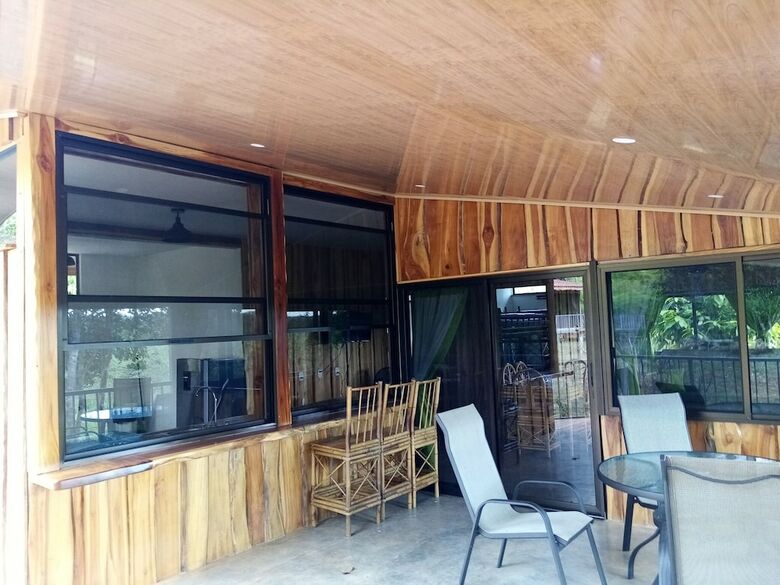 Cabana Hidden Valley Lodges