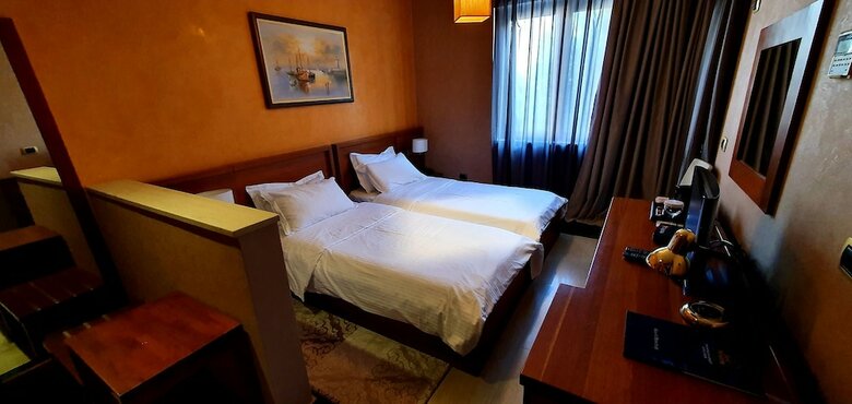 Nov Hotel