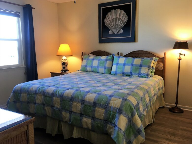 Edgewater 62 By Bender Vacation Rentals