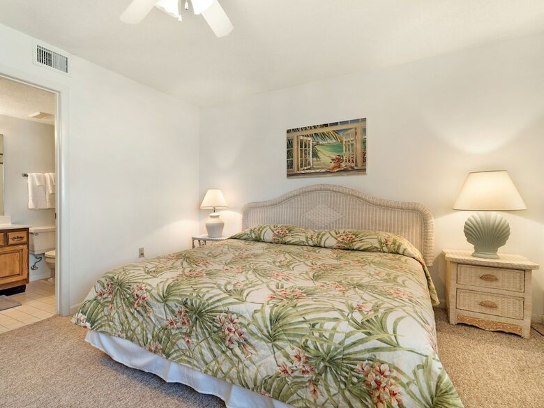 Edgewater West 95 By Bender Vacation Rentals