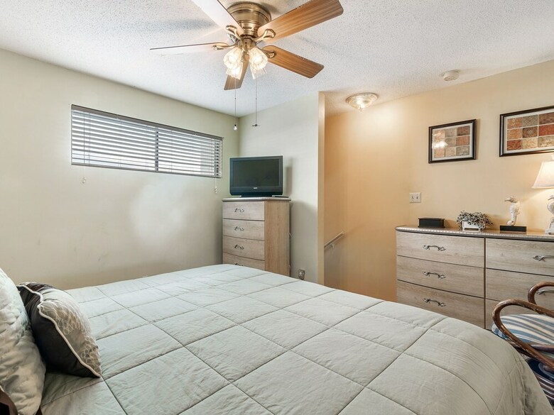 Sugar Beach 329 By Bender Vacation Rentals