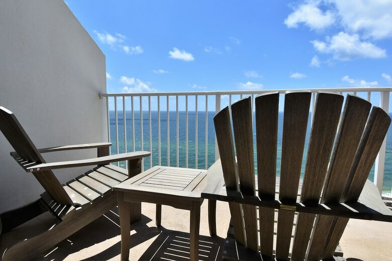 Lighthouse 1605 By Bender Vacation Rentals