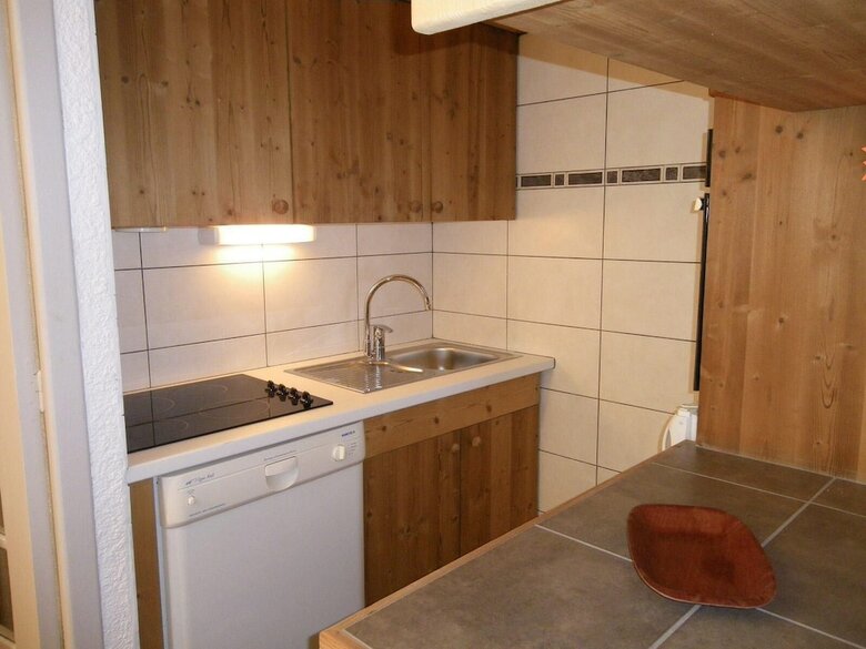 Praz14 Studio Cabin 4 People 3 South Facing