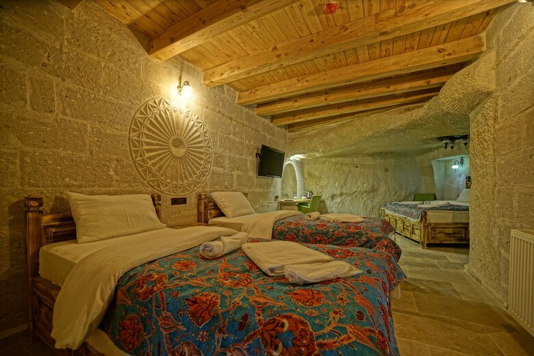 Hotel Zeus Cave Suites