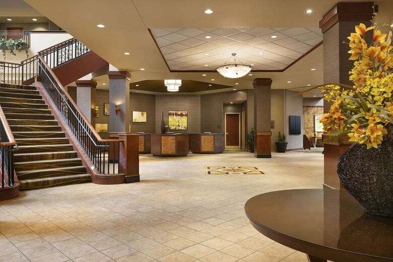 Hotel Embassy Suites Lincoln