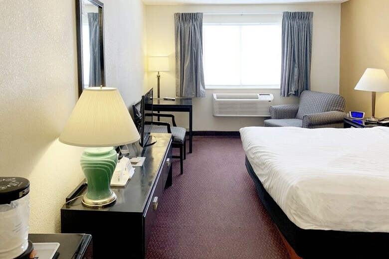 Oyo Hotel Whitehall Mi