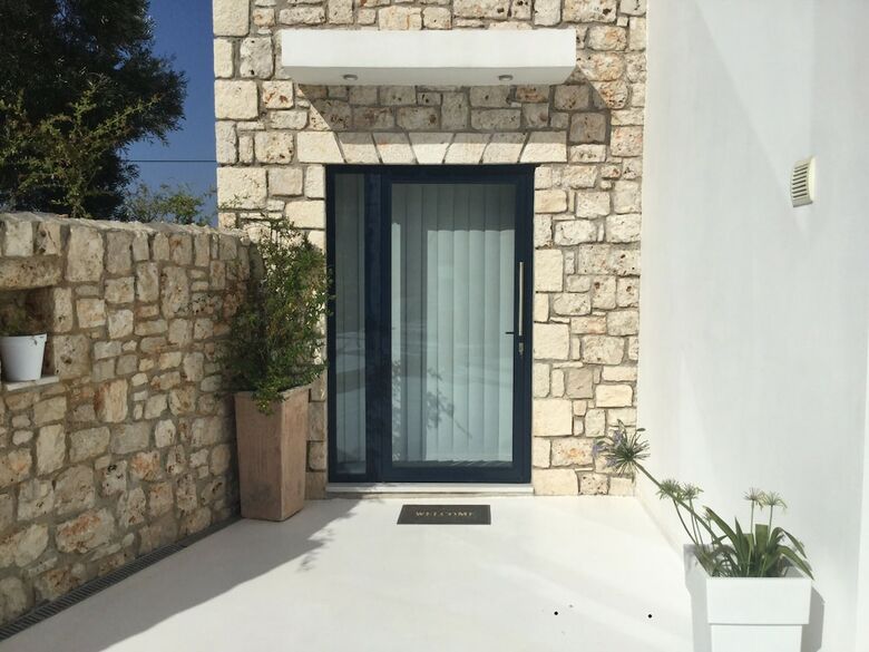 Apartamentos Dion Suite And Spa In Zakynthos