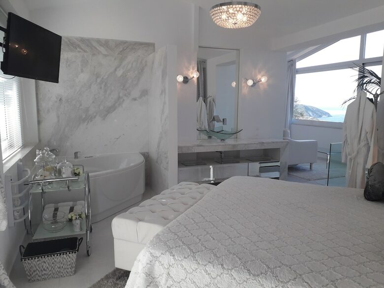 Apartamentos Dion Suite And Spa In Zakynthos