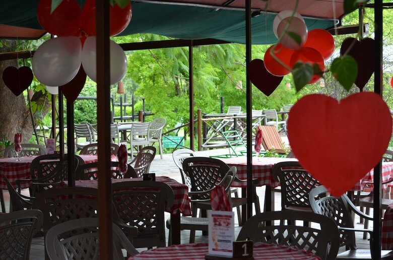 Sedia Riverside Hotel