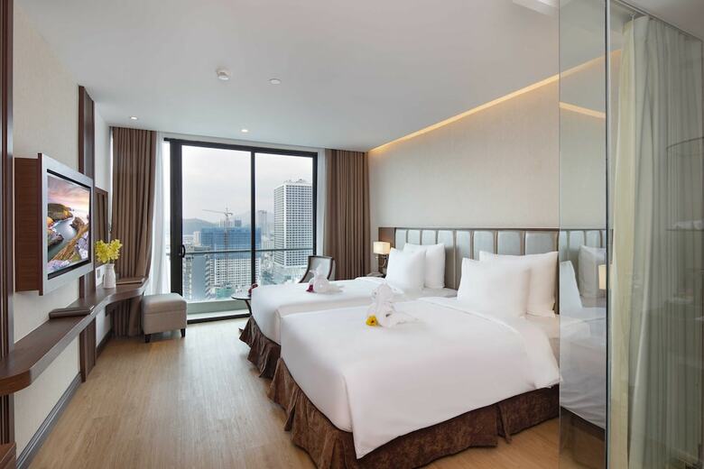 Regalia Gold Hotel