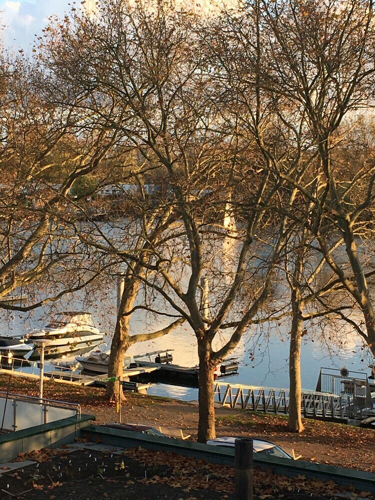 Schmuckk�stle Am Hafen