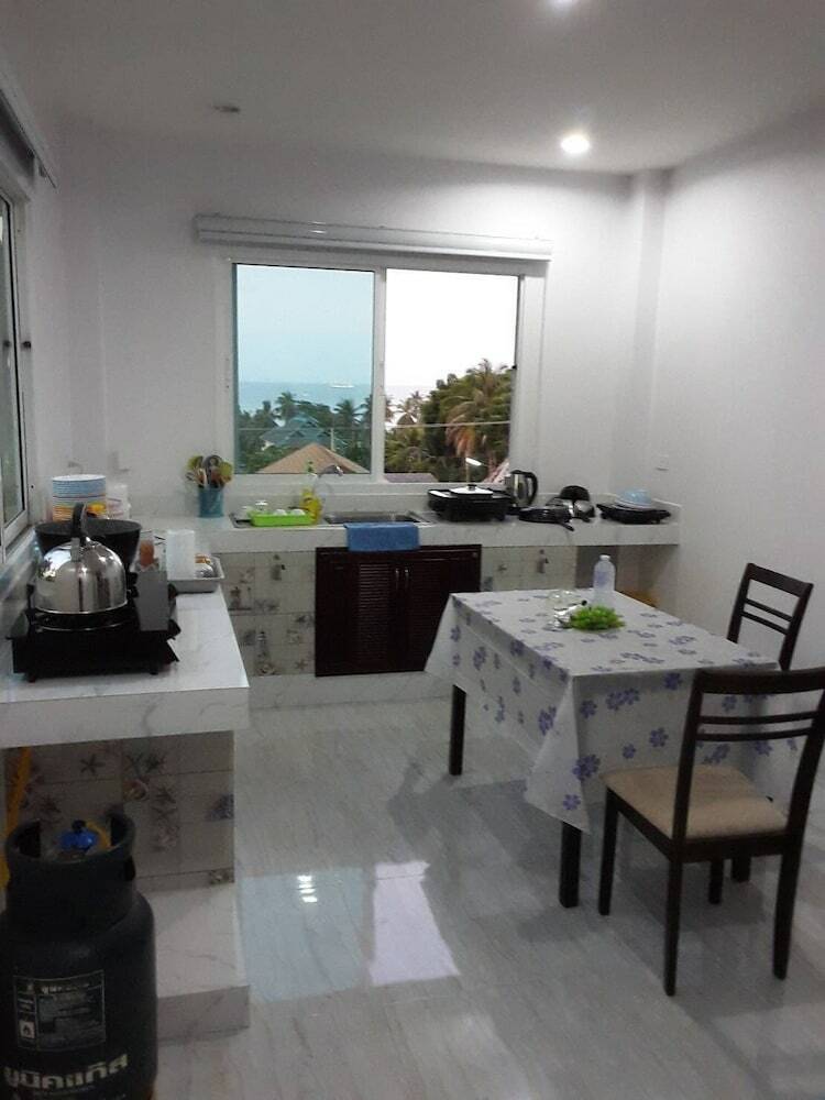Hotel Sea View Panwa Cottage Hostel