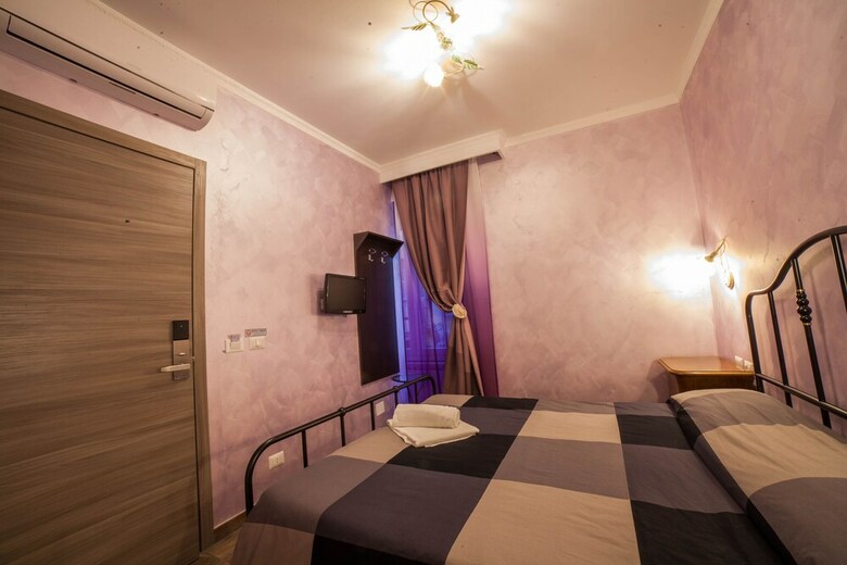 Hotel Iris Guest House